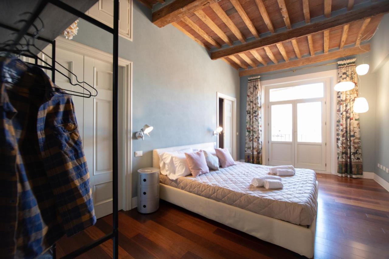 Casa Della Luce Luxury Apartment Lucca Bagian luar foto