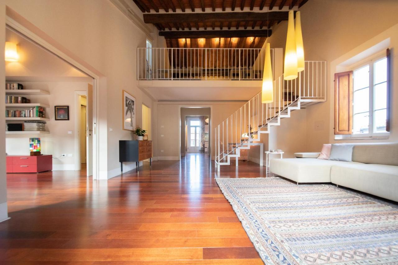 Casa Della Luce Luxury Apartment Lucca Bagian luar foto