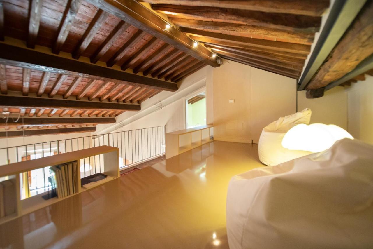 Casa Della Luce Luxury Apartment Lucca Bagian luar foto
